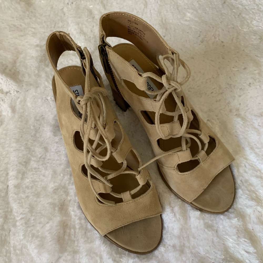 Steve Madden open toed booties!